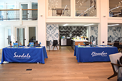 CATALYST TRAVEL WITH SANDALS